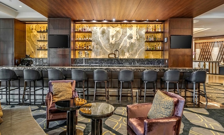 Image 2: Member-Only Deal: The Royal Sonesta Houston Galleria