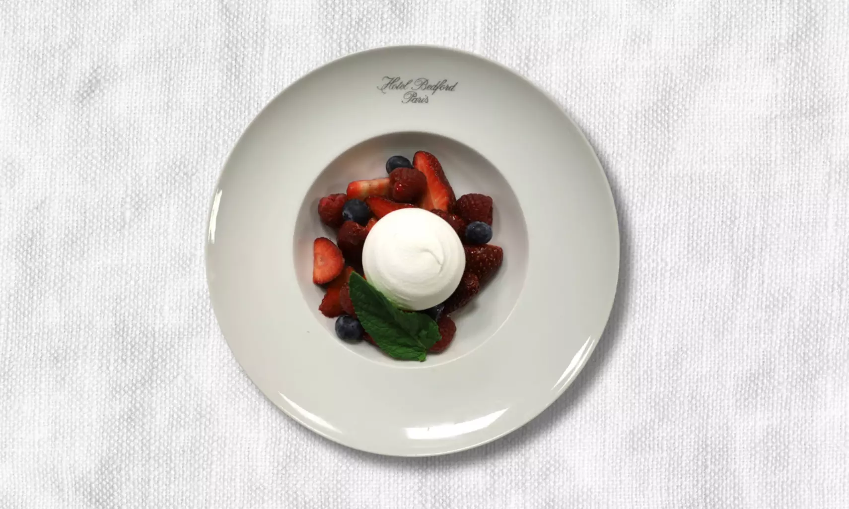 Menu avec entrée et plat ou entrée plat et dessert pour 2 personnes