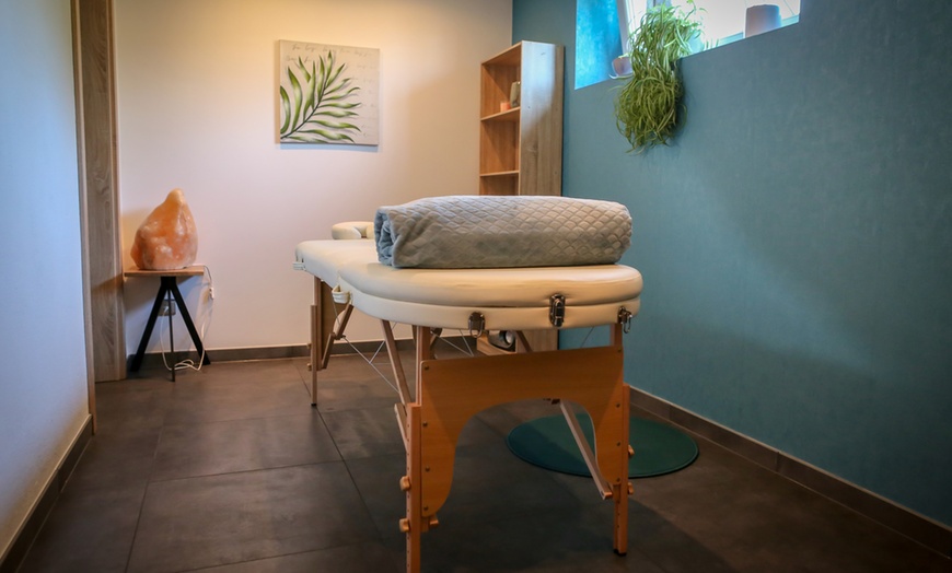 Image 2: Jusqu'à 50% de remise sur Massage - Autre spécialité chez La Nature & Clau