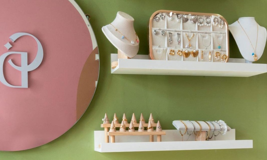 Image 5: Visagismo de cejas con opción a laminado y lifting y tinte de pestañas