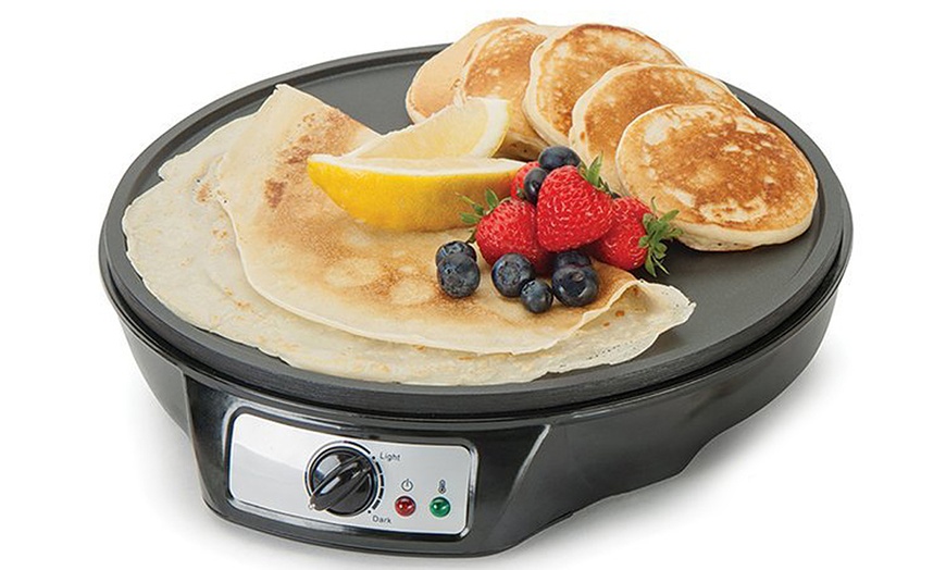 Image 1: Global Gourmet Pancake Maker