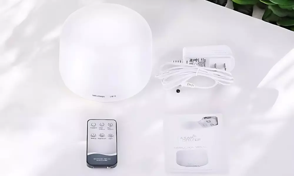 Aromatherapie-Diffusor mit LED-Beleuchtung und Fernbedienung