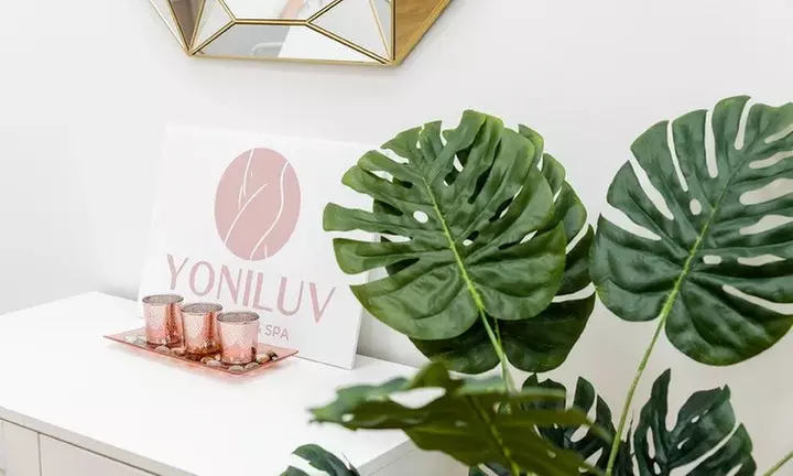 Intimate Lightening for Pubic Mound, Inner Thigh, Underarms or Bikini