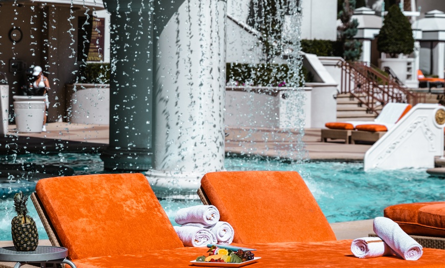 Image 1: Caesars Palace Garden of the Gods Pool Oasis Packages