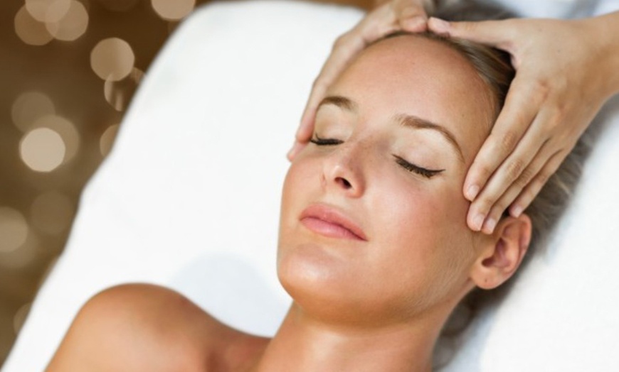 Image 1: Massage-papouilles avec accessoires à Saint-Herblain