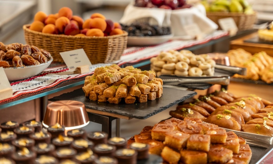 Image 5: Ramadan Iftar Buffet w/ Beverages: 1 Child (6-11 Yrs)/1, 2, / 4 Adults