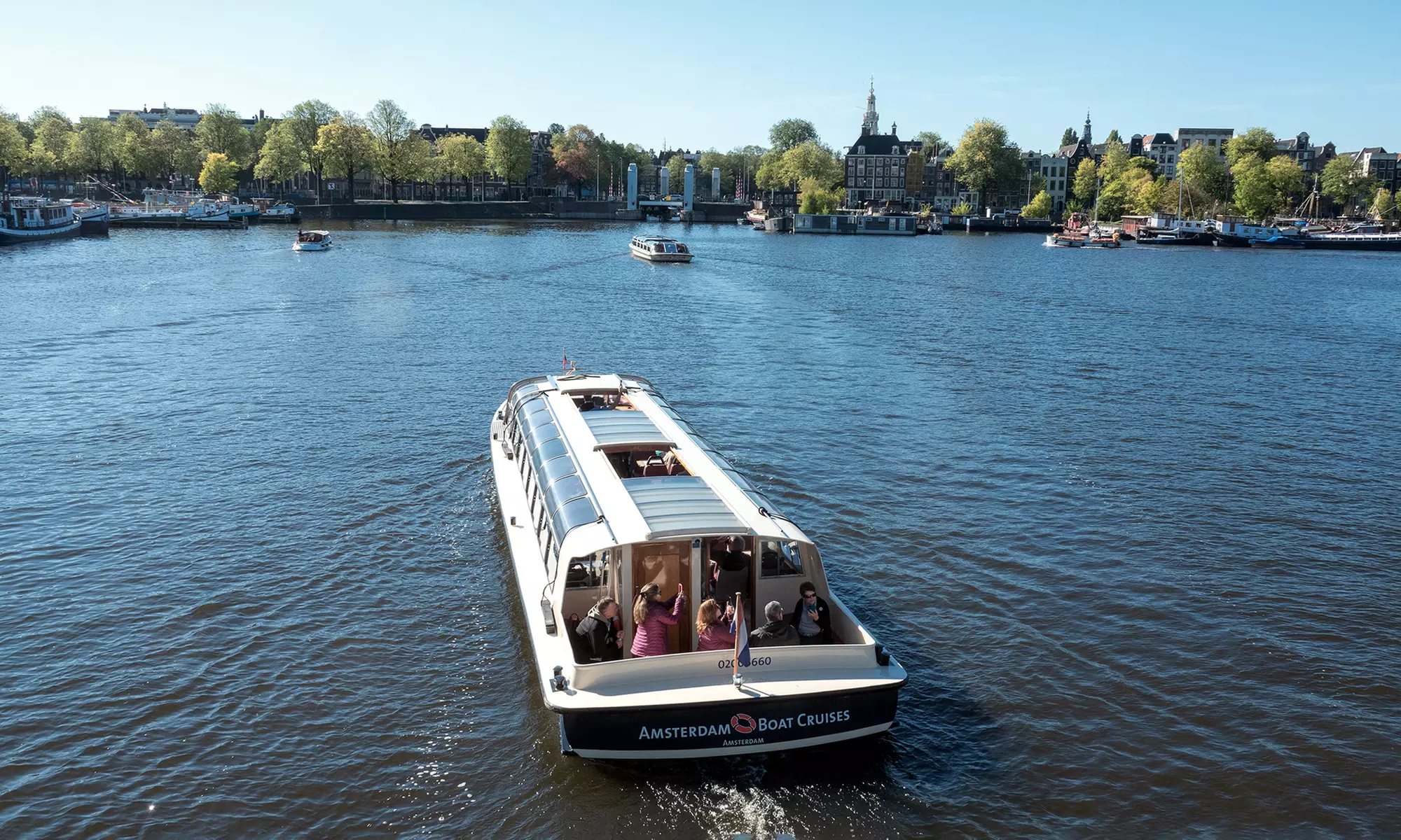 Ontdek de iconische grachten van Amsterdam: rondvaart van 75 minuten