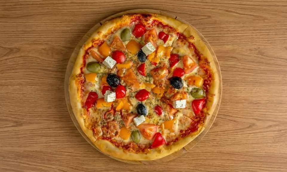 1-4 Jumbo-Pizzen oder Burger nach Wahl – zur Abholung oder vor Ort