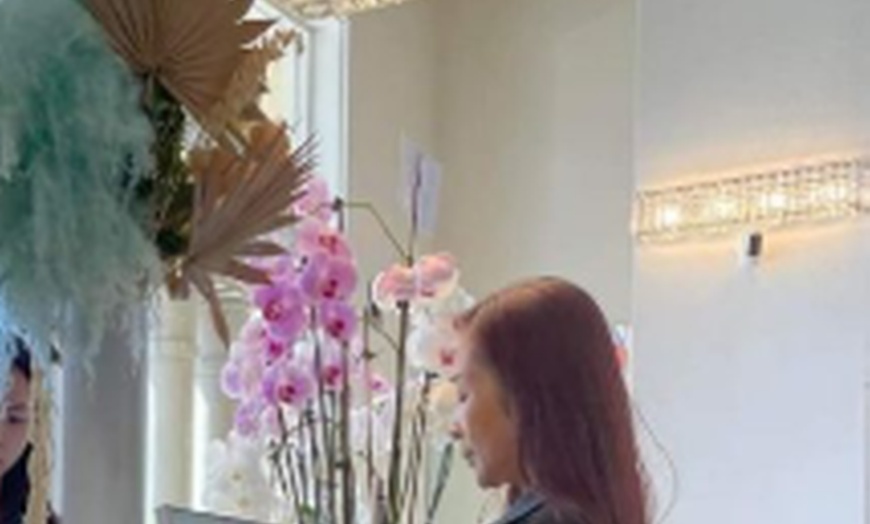 Image 7: 75-Min Head Spa for 1 or 2 w/Massage on Shoulders + Mini-Facial 