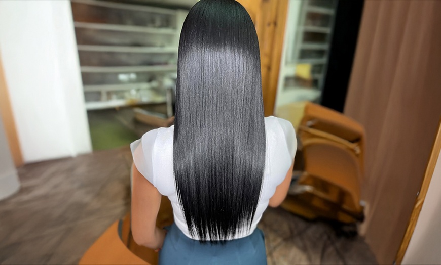 Image 9: Sesión de peluquería con opción a tinte, mechas o  balayage para 1 