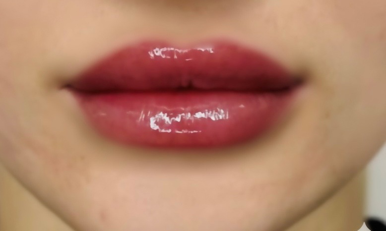 Get a Lip Blush Tattoo Beauty Package for a Radiant Look