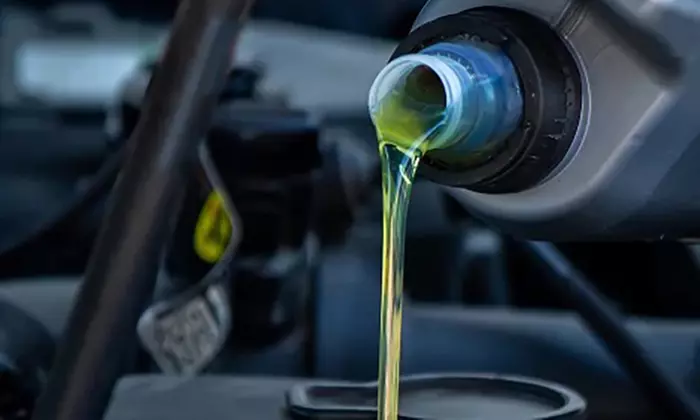 Quick Full Synthetic 5W-20 Oil Change & Filter Replacement at Drive Hub Auto Works - Primary Image