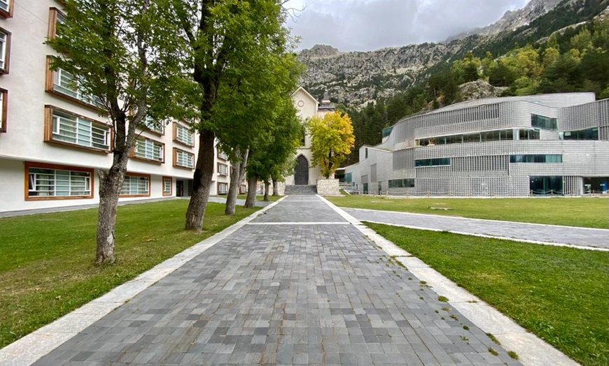 Image 19: Huesca: 1 o 2 noches con vistas a la montaña y desayuno incluido