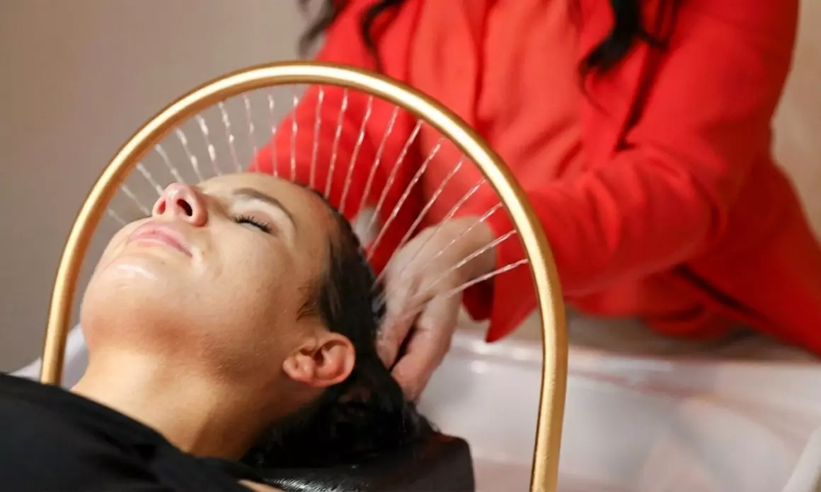 Deluxe or Luxury Head Spa w/Optional Aromatherapy or Keratin Treatment