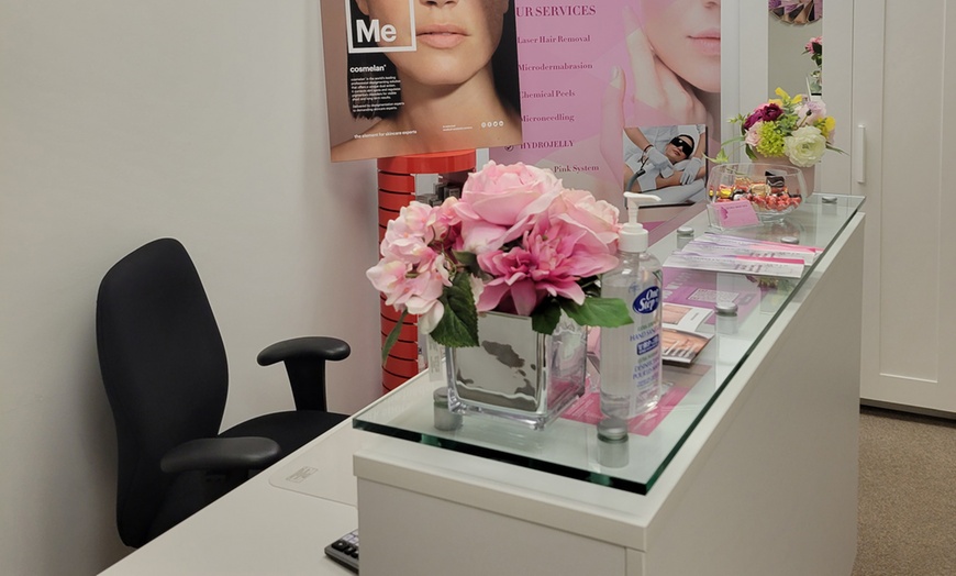 Image 2: 60-, or 90-Min HydraFacial w/ RF Skin Tightening & LED Light Therapy! 