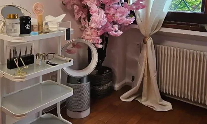 Soin du regard semi-permanent : choisissez entre le microblading ou le microshading (jusqu'à 69% de remise) - Image 3