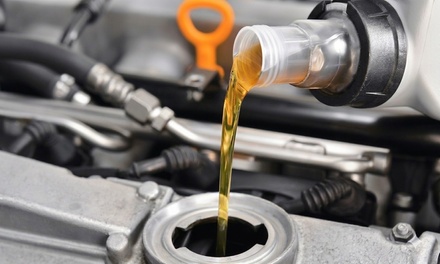 One Synthetic Blend Oil Change (Up to 5 QTs) Plus a Premium Car Wash - Cruz Car Wash
