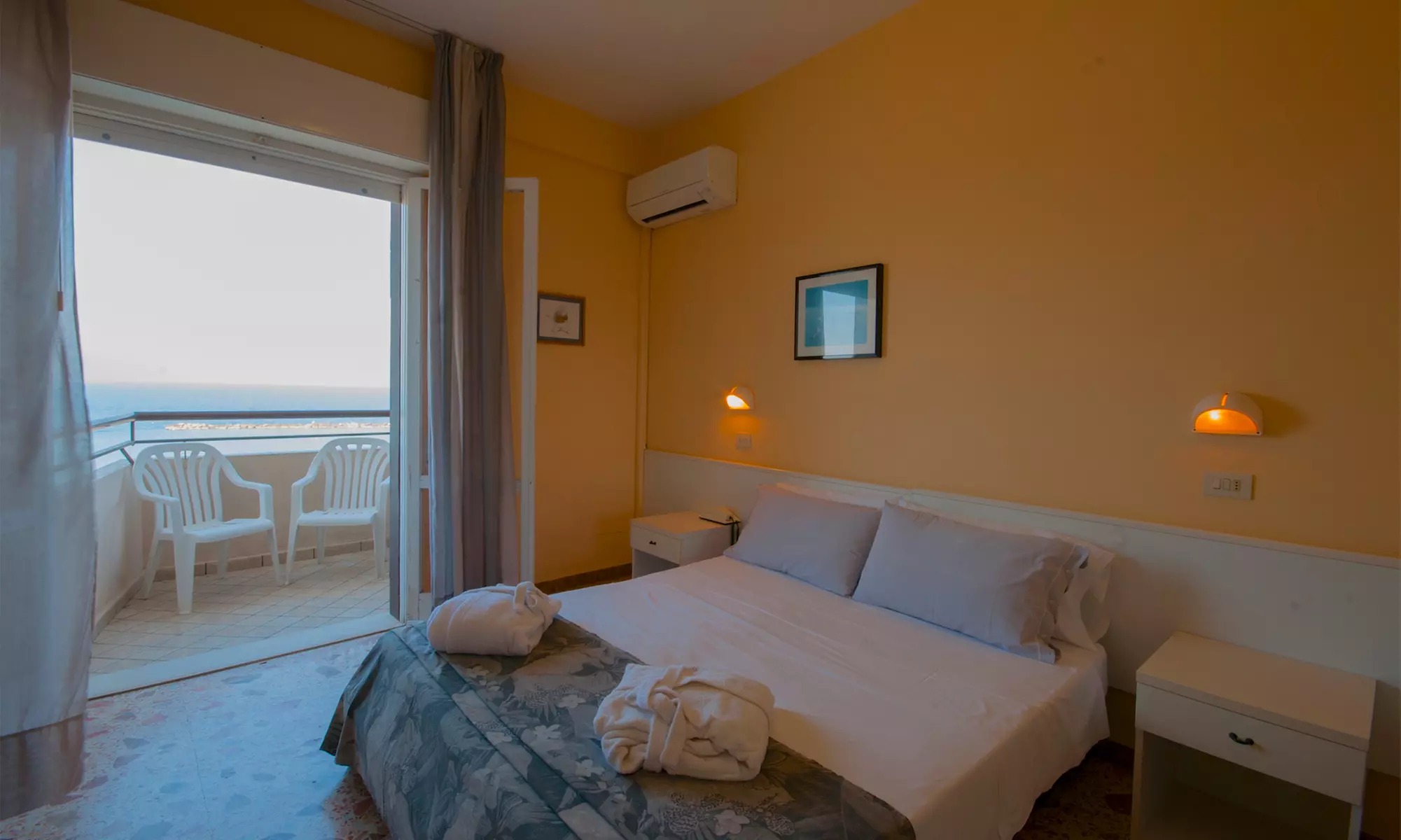 Cesenatico: Camera vista mare con trattamento a scelta, piscina e Spa