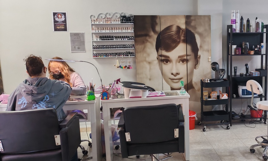 Image 4: Servicio de manicura y/o pedicura semipermanente