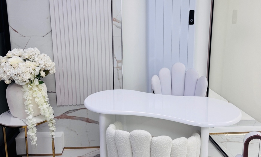 Image 4: Get Radiant Skin With Microdermabrasion Treatments