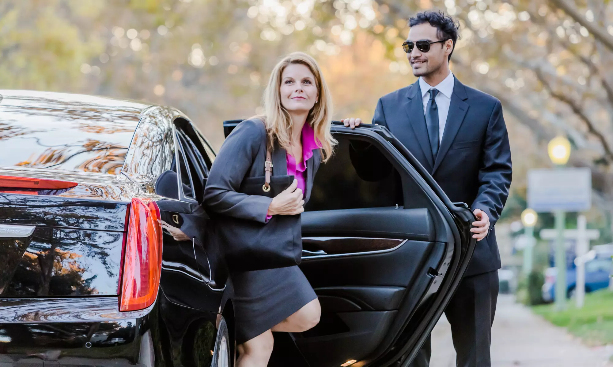 Los Angeles Airport Transfers: Sedan, SUV, or Minivan—Seamless & Swift
