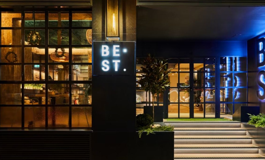 Image 14: Menú internacional para 2 personas con entrante, postre y bebida