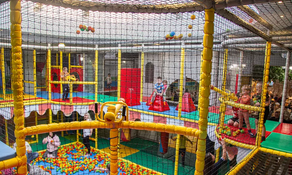 3 Std. Aufenthalt für 1 Erwachsenen & 1 - 2 Kinder inkl. Slush Ice