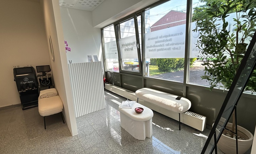 Image 5: 45, 60 oder 90 Min. kosmetisches Zahn-Bleaching für 1 Person