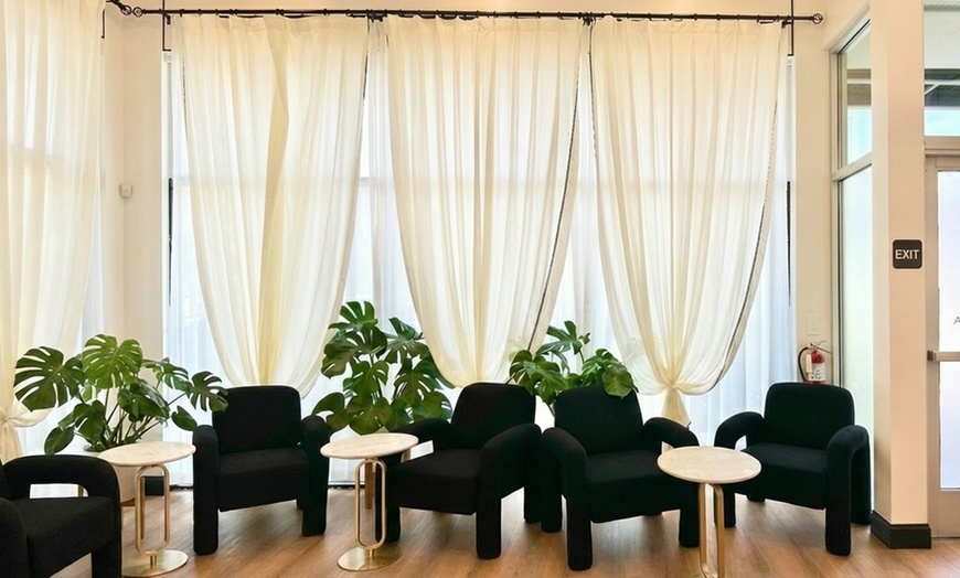 Image 4: 1/ 3 PRP/ Vampire Face Tightening or Morpheus8 Micro Needling Sessions