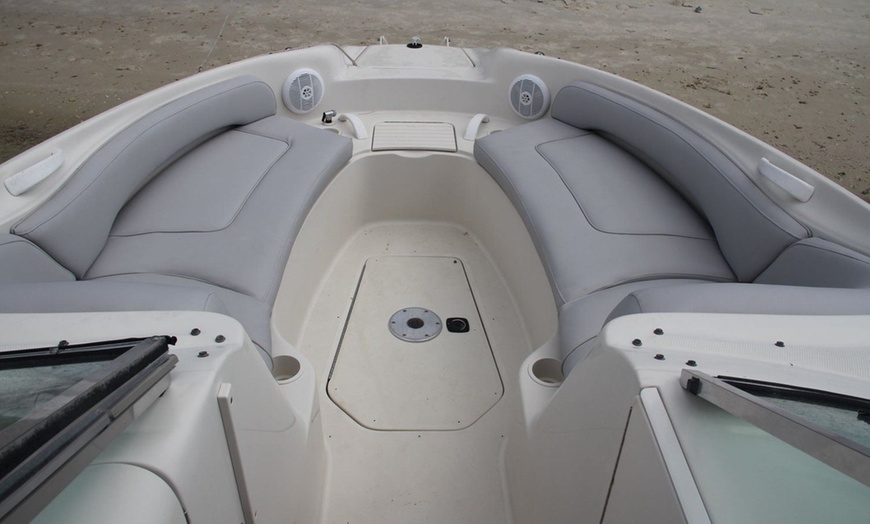 Image 3: Private Luxury Yacht Tours – Explore Miami's Iconic Waterways