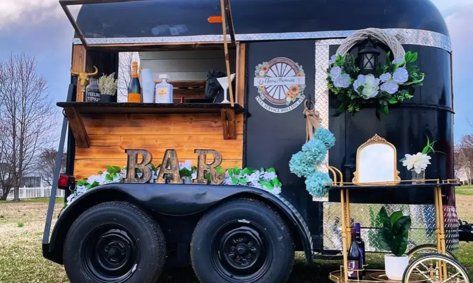 4-Hour Mobile Bartending or 2-Hour Mobile Bar w/ Bartending Experience