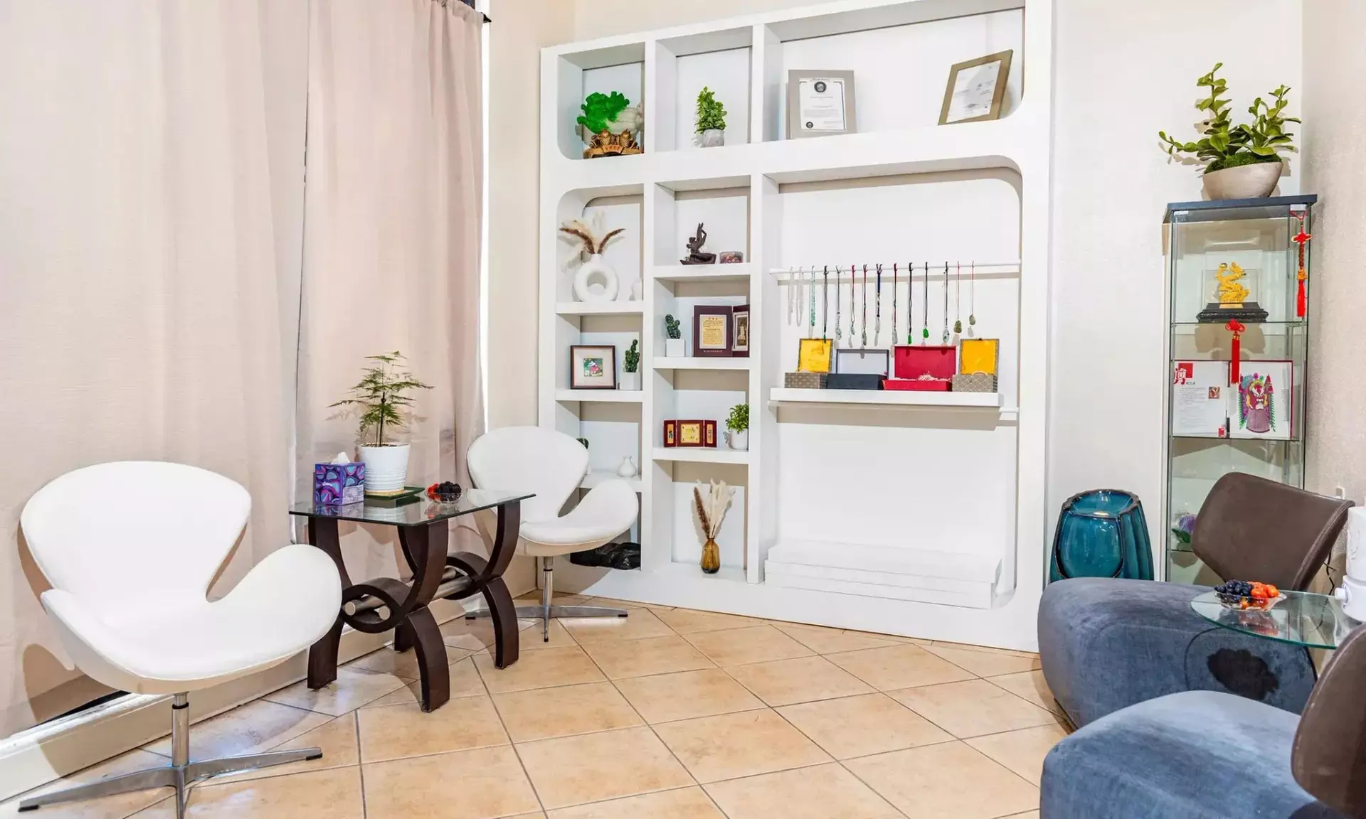 60-, 75- or 90-Minute Basic, Deep or Deluxe Head Spa Packages