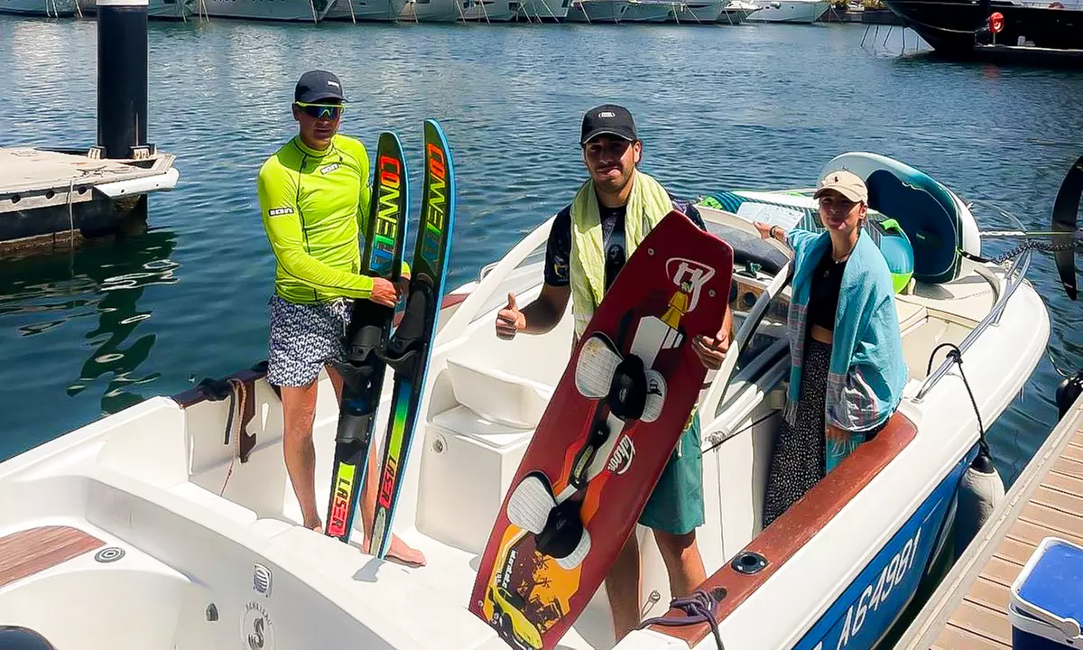 Clase de wakeboard o esquí acuático para 1, 2, 4 o 6 personas