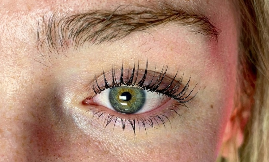 Image 5: Luxurious Korean Lash Lift & Brow Experience at Hause of Beauty