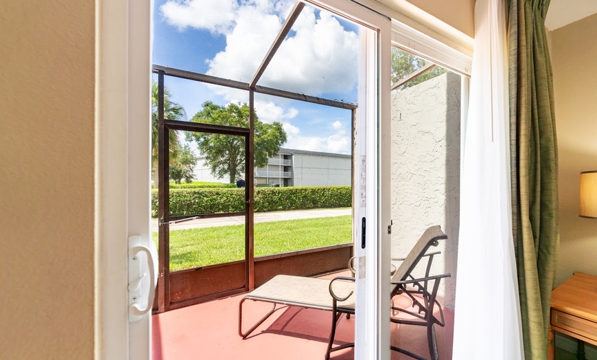 Image 11: Water Park Resort Townhouses in Kissimmee - Book now!