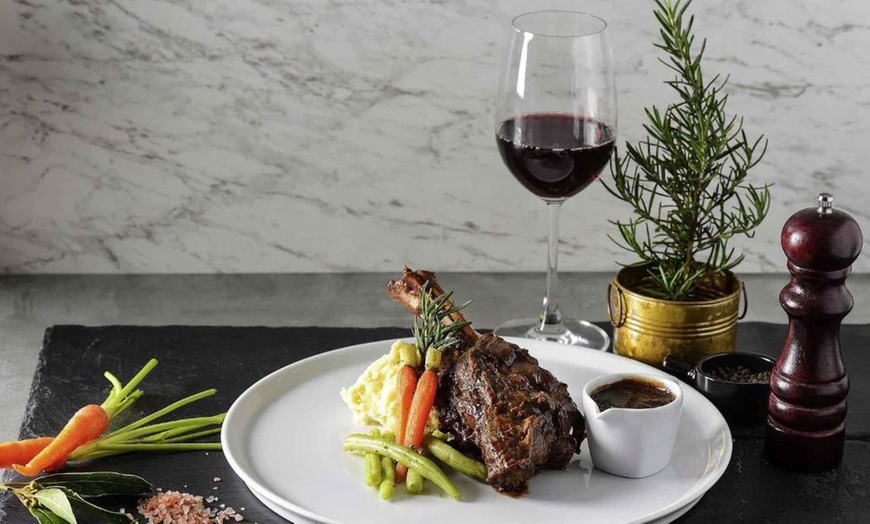 Image 6: ✈ Multi-Centre 14-Night Thailand Trip with Flights, Breakfast, & More