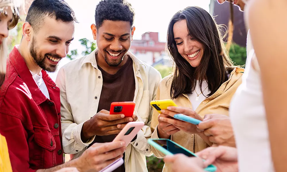 Explore Your City with Interactive Exploration Game for Up To 5 People