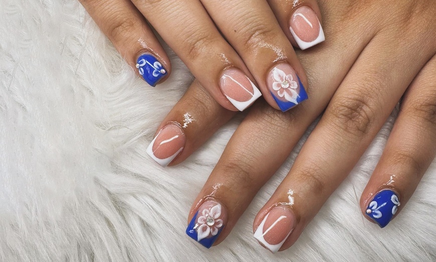 Image 3: Options of Regular Manicure or Gel Manicure with(out) Regular Pedicure