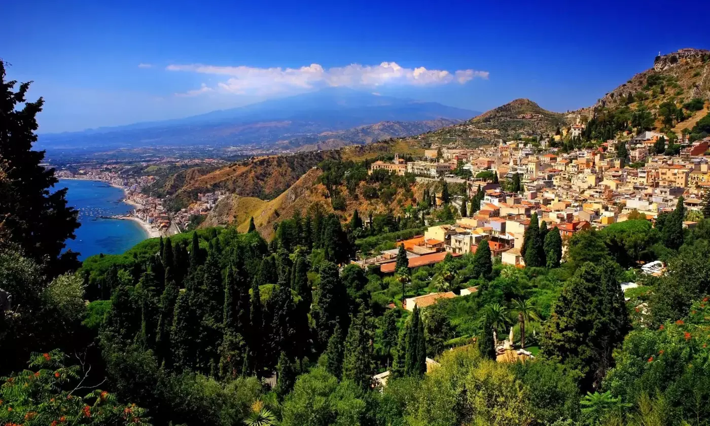 ✈ 11-Day Rome, Sicily, Calabria & Sorrento Vacation with Air
