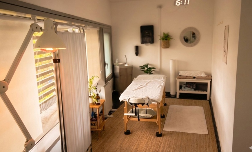 Image 6: 1 o 2 sesiones de fisioterapia avanzada con valoración y ventosas