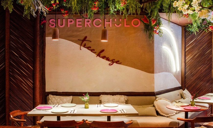 Image 19: Menú vegetariano creativo en Superchulo para 2 o 4 con bebida y postre