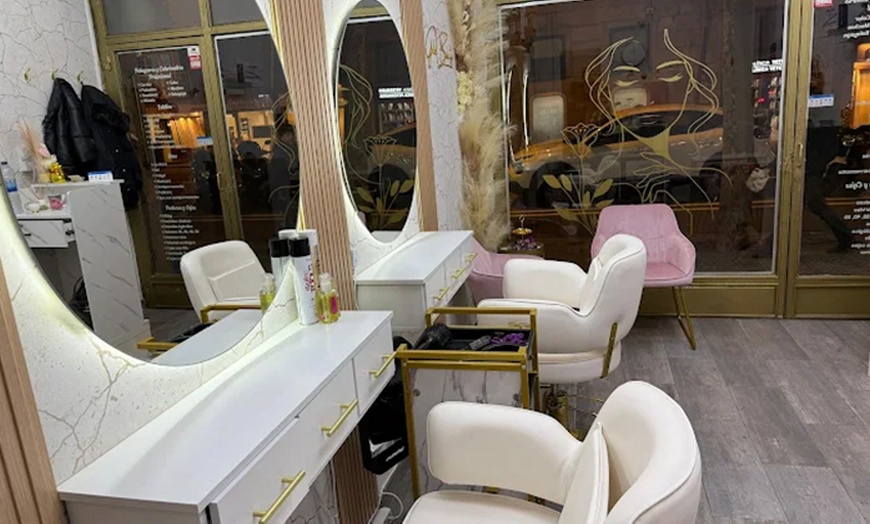 Image 9: Alisado brasileño de queratina con corte de puntas y peinado para 1 