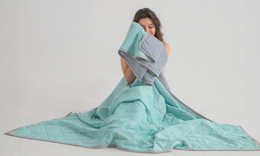 Image 6: Solid Colour-Design Printed Summer Cool Quilt