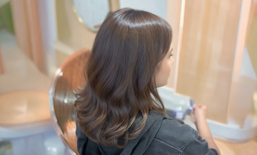 Image 3: Full Highlights or Balayage, Partial Highlights or Full Color +Olaplex
