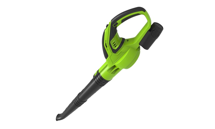 Image 10: Garden Gear Leaf Blowers with Optional Spare Battery
