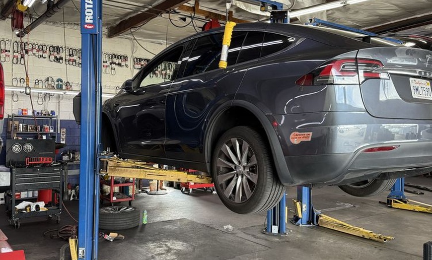 Image 2: California Smog Check Inspection Fast & Certified Service
