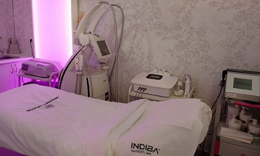 Image 10: Tratamiento facial reafirmante con colágeno, alginato o Indiba kobido