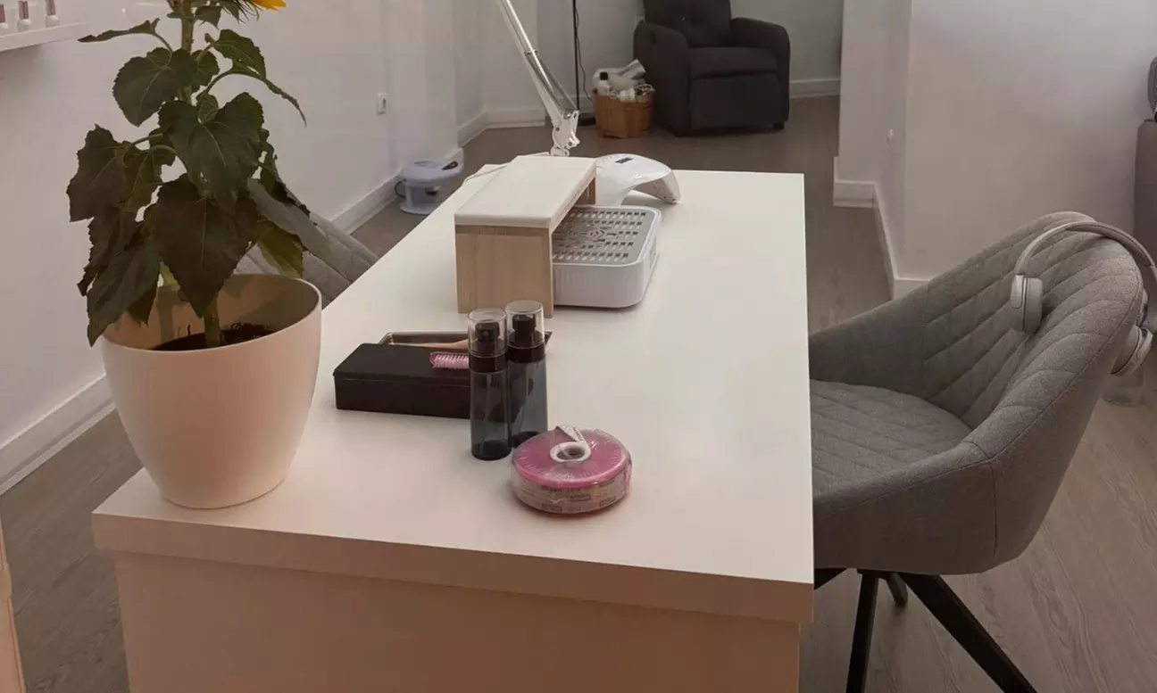 Manicura y/o pedicura spa y opción a puesta de uñas de gel o acrygel