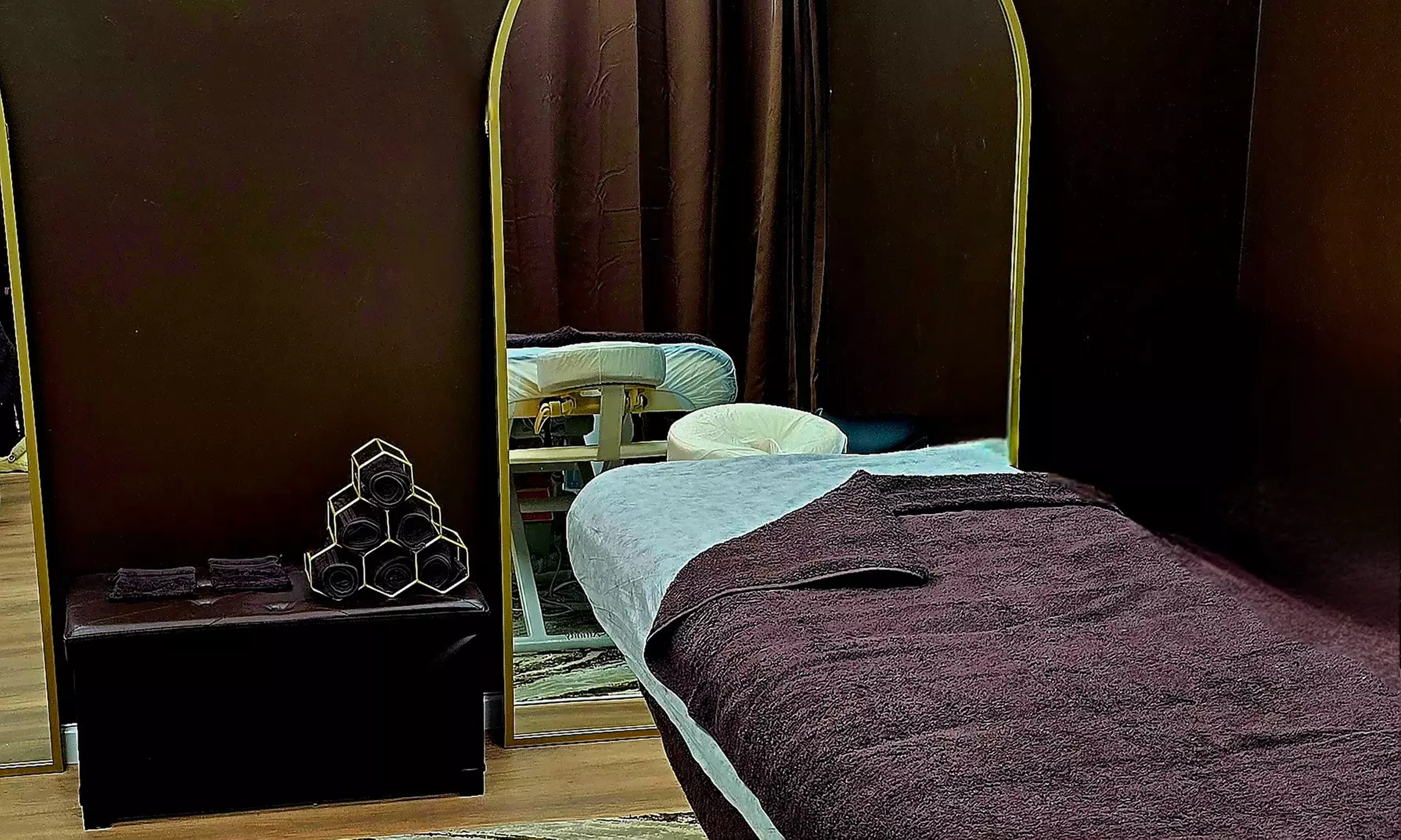 Relax & Recharge: 60 or 75-Minute Full-Body Massage at Reignite