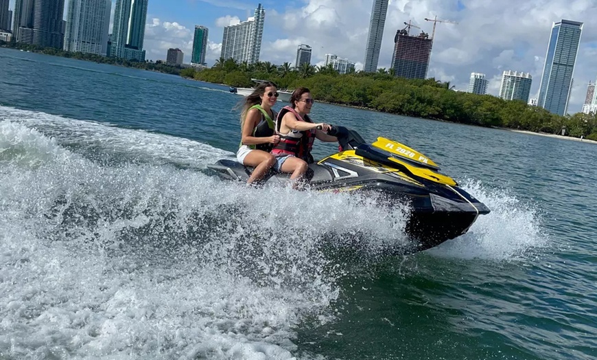 Image 3: Exciting Jetski and Boat Ride Experience for 1 or 2